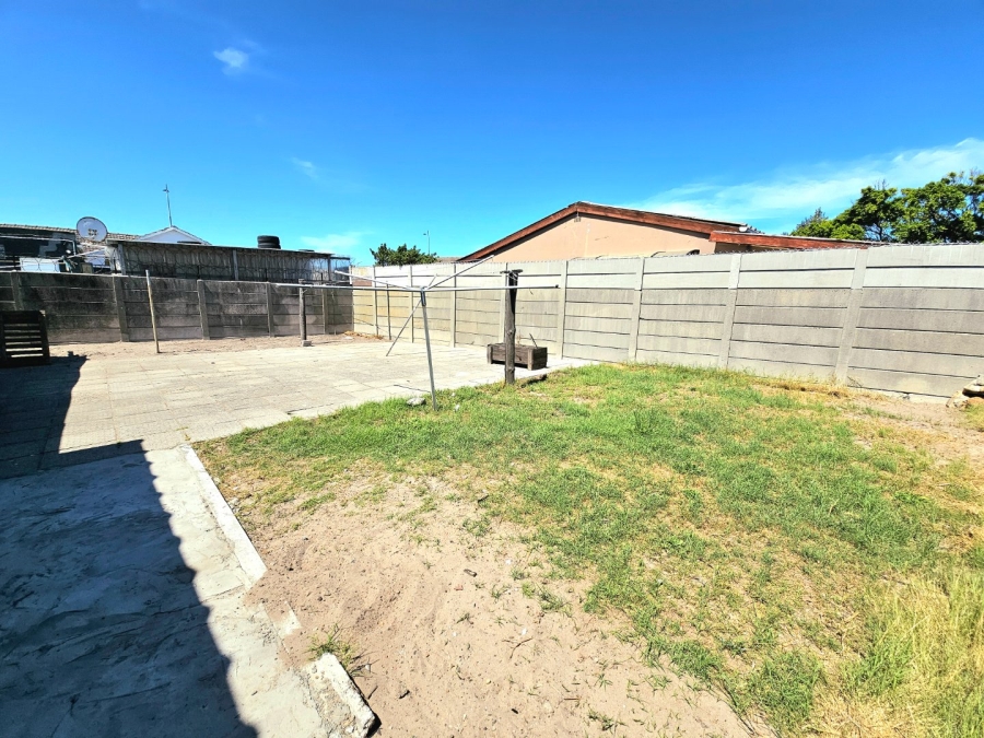 3 Bedroom Property for Sale in Lotus River Western Cape